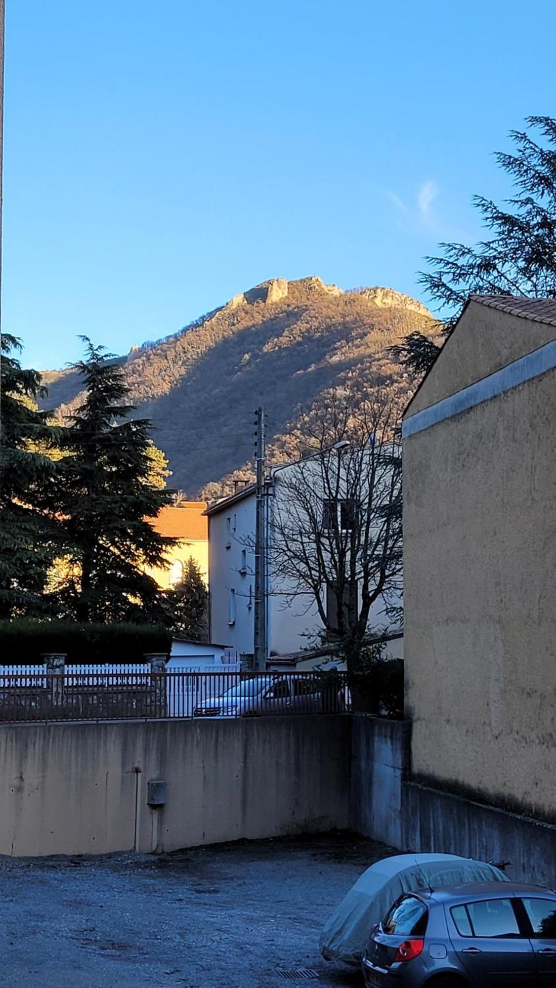 Grand Studio Confortable Jusqu'A 4 Personnes Digne-les-Bains Buitenkant foto